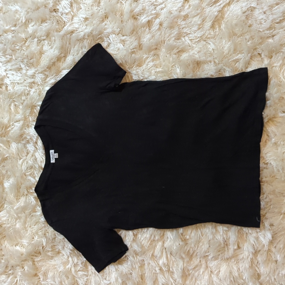 Black Splendid V-neck Shirt